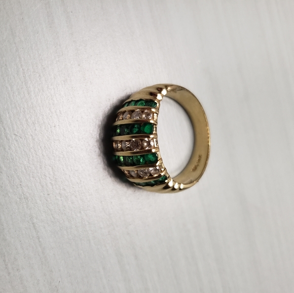 14 KT YELLOW GOLD RING - Picture 1 of 12